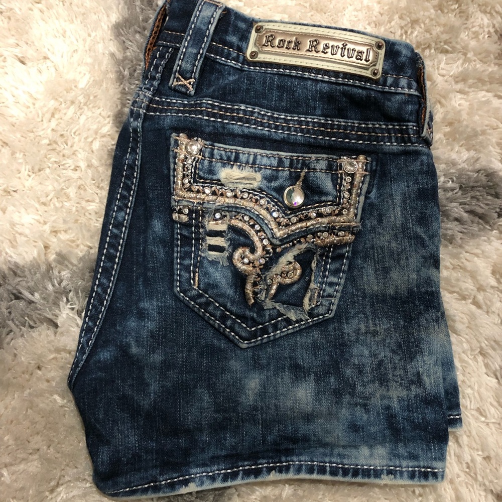 Rock Revival Midrise Shorts